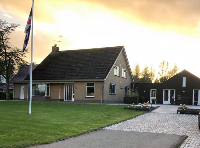 Grutsk Op 12 Bed and Breakfast Drachten Eksteriør billede
