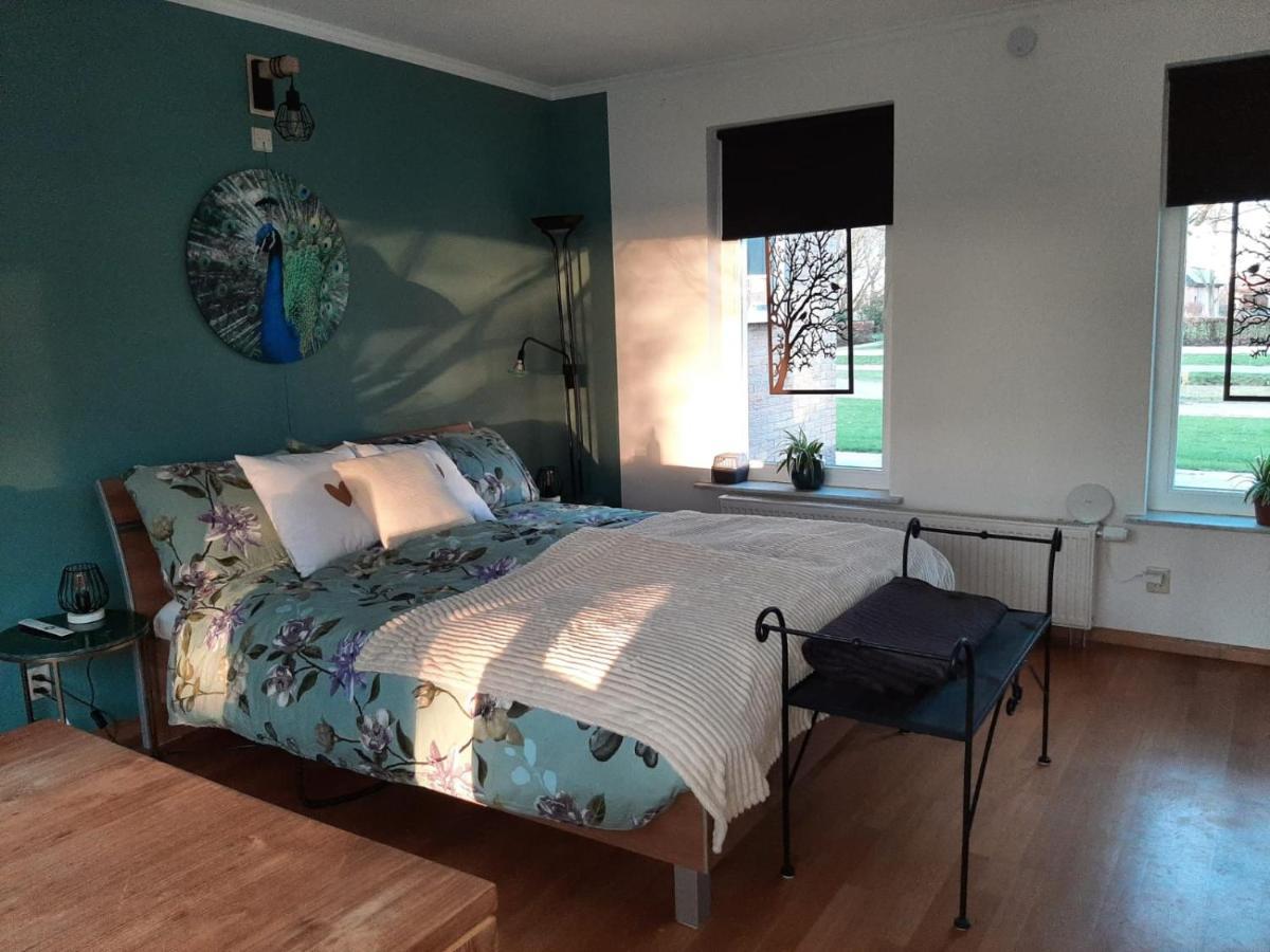 Grutsk Op 12 Bed and Breakfast Drachten Eksteriør billede