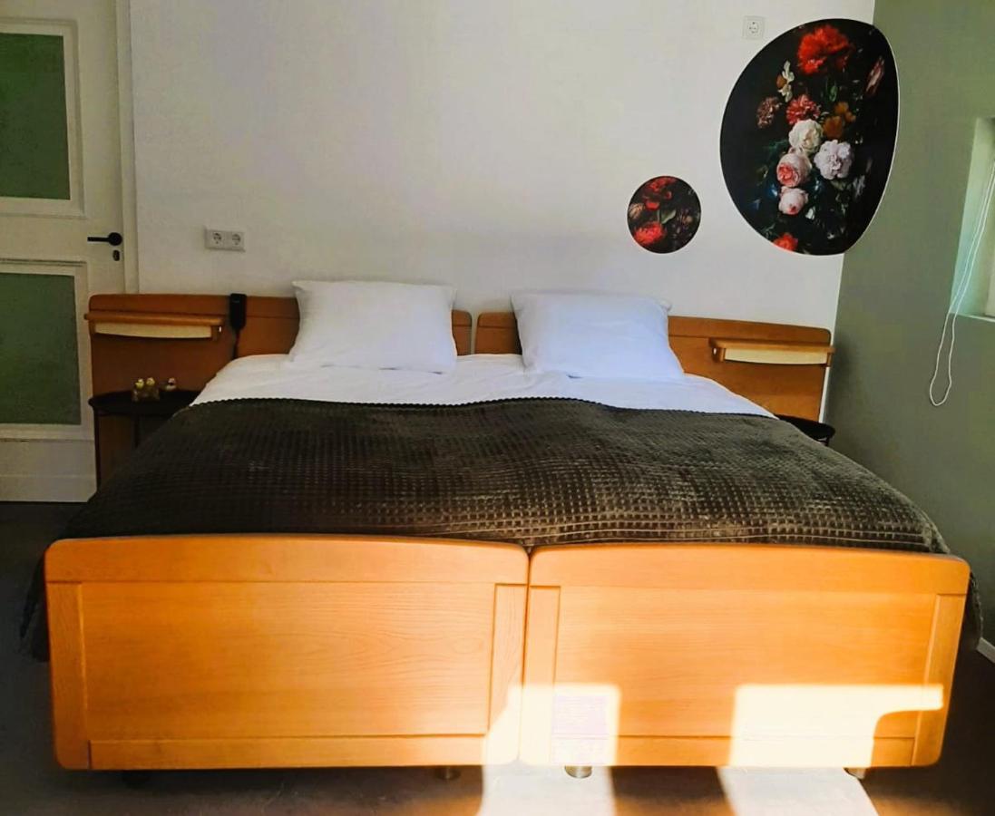 Grutsk Op 12 Bed and Breakfast Drachten Eksteriør billede